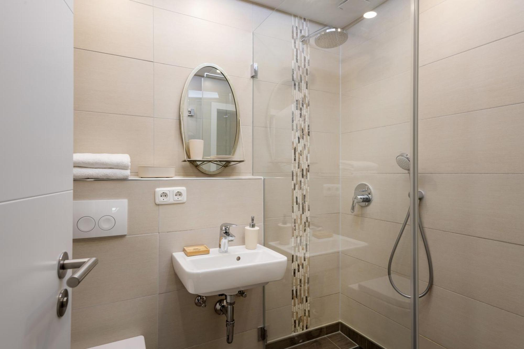 Ferienwohnung Panoramablick - Alpenmagie Suites Oberaudorf Eksteriør billede